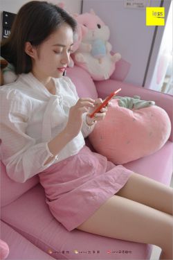 被黑化的前任们抓住了